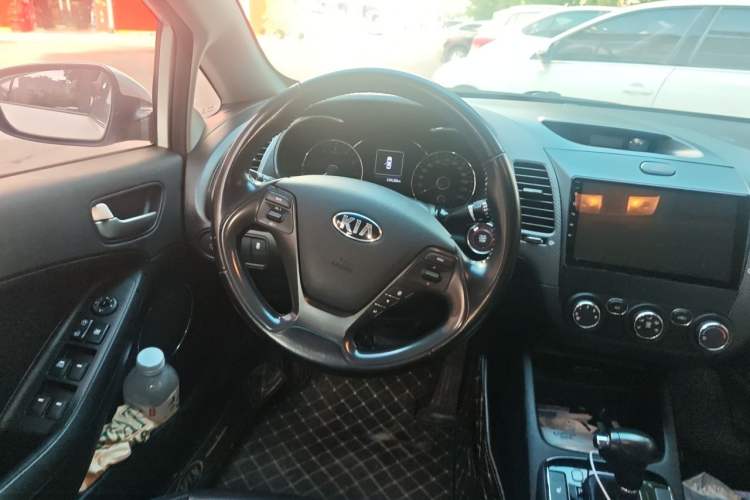 Used Kia K3 2017 1.6L Automatic 15th Anniversary Special Edition GLS Steering Wheel