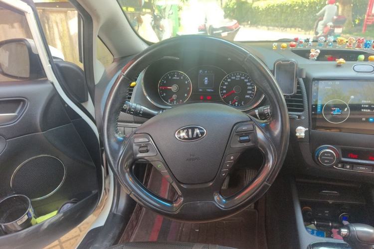 Used Kia K3 2017 1.6L Automatic 15th Anniversary Special Edition GLS Steering Wheel
