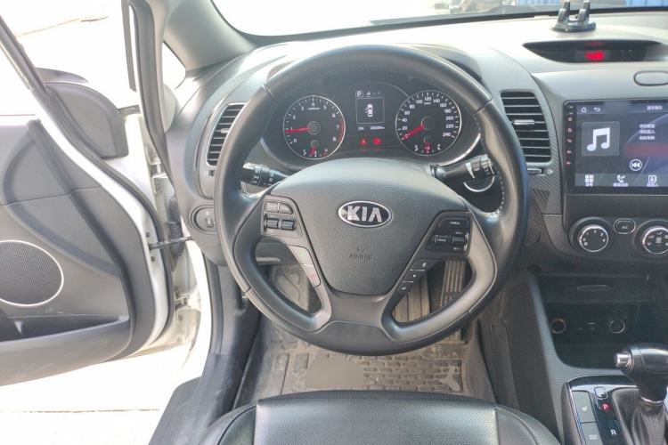 Used Kia K3 2017 1.6L Automatic 15th Anniversary Special Edition GLS Steering Wheel