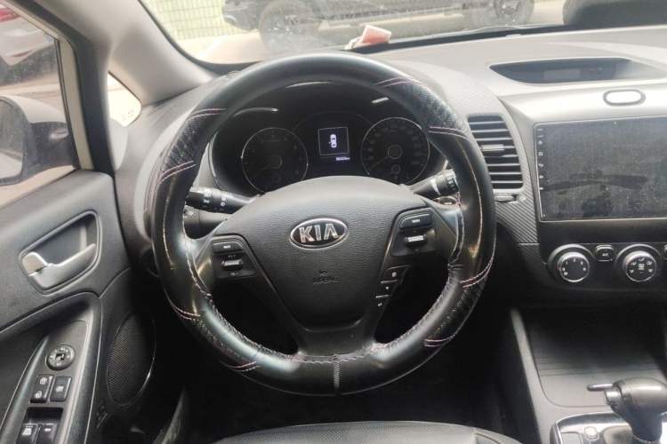 Used Kia K3 2017 1.6L Automatic 15th Anniversary Special Edition GLS Steering Wheel