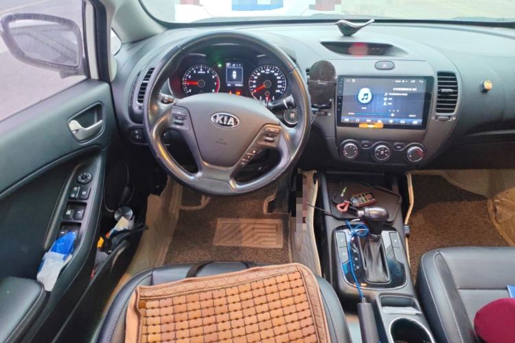 Used Kia K3 2017 1.6L Automatic 15th Anniversary Special Edition GLS Steering Wheel