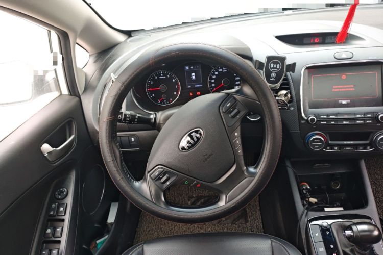 Used Kia K3 2017 1.6L Automatic 15th Anniversary Special Edition GLS Steering Wheel