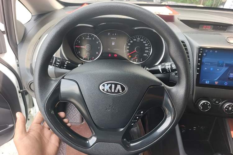 Used Kia K3 2017 1.6L Automatic 15th Anniversary Special Edition GLS Steering Wheel