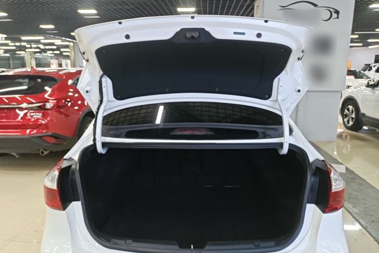 Used Kia K3 2017 1.6L Automatic 15th Anniversary Special Edition GLS Trunk