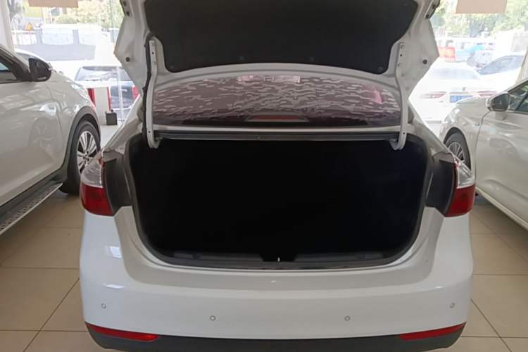 Used Kia K3 2017 1.6L Automatic 15th Anniversary Special Edition GLS Trunk