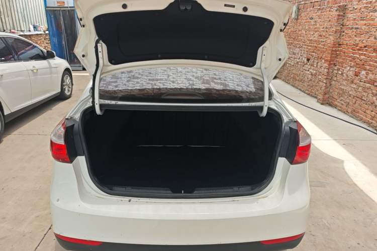 Used Kia K3 2017 1.6L Automatic 15th Anniversary Special Edition GLS Trunk