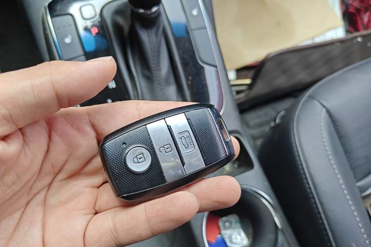 Used Kia K3 2017 1.6L Automatic 15th Anniversary Special Edition GLS Vehicle Key