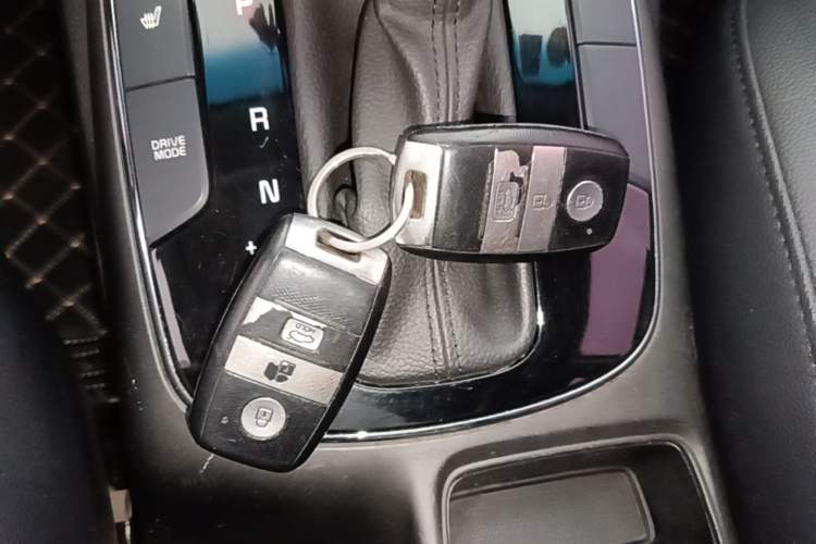 Used Kia K3 2017 1.6L Automatic 15th Anniversary Special Edition GLS Vehicle Key