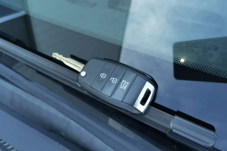 Used Kia K3 2017 1.6L Automatic 15th Anniversary Special Edition GLS Vehicle Key
