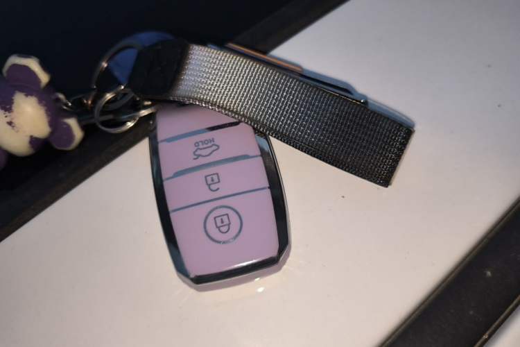 Used Kia K3 2017 1.6L Automatic 15th Anniversary Special Edition GLS Vehicle Key