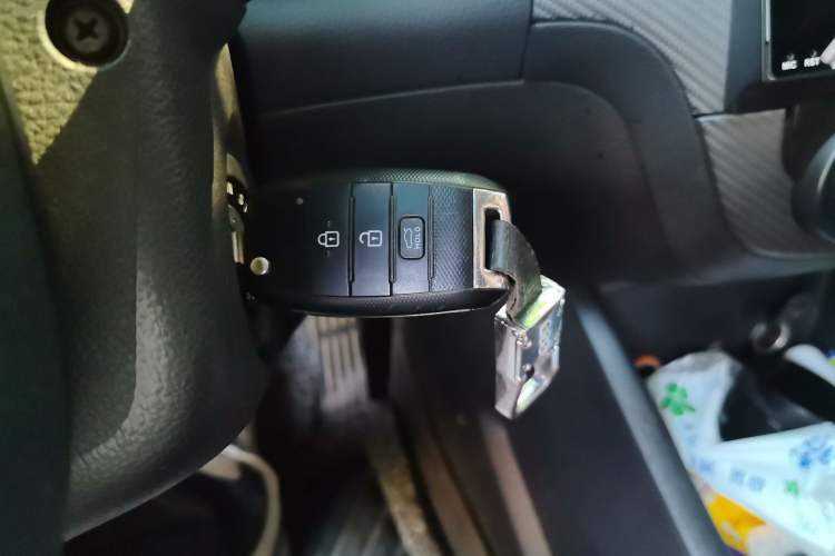 Used Kia K3 2017 1.6L Automatic 15th Anniversary Special Edition GLS Vehicle Key