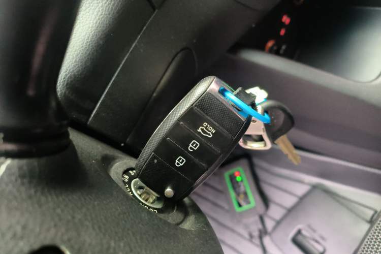 Used Kia K3 2017 1.6L Automatic 15th Anniversary Special Edition GLS Vehicle Key