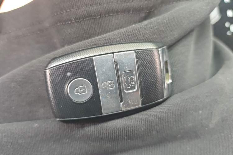 Used Kia K3 2017 1.6L Automatic 15th Anniversary Special Edition GLS Vehicle Key