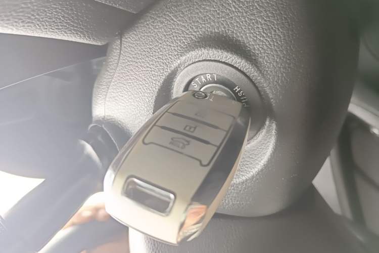 Used Kia K3 2017 1.6L Automatic 15th Anniversary Special Edition GLS Vehicle Key