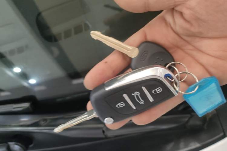 Used Kia K3 2017 1.6L Automatic 15th Anniversary Special Edition GLS Vehicle Key