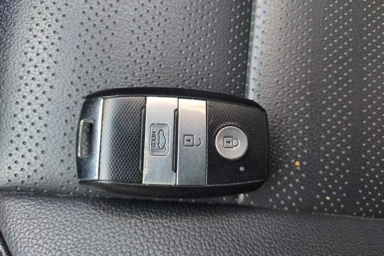 Used Kia K3 2017 1.6L Automatic 15th Anniversary Special Edition GLS Vehicle Key