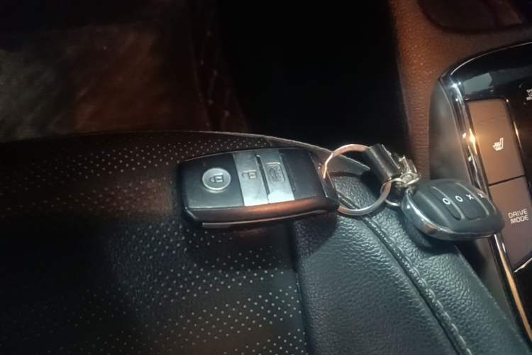 Used Kia K3 2017 1.6L Automatic 15th Anniversary Special Edition GLS Vehicle Key