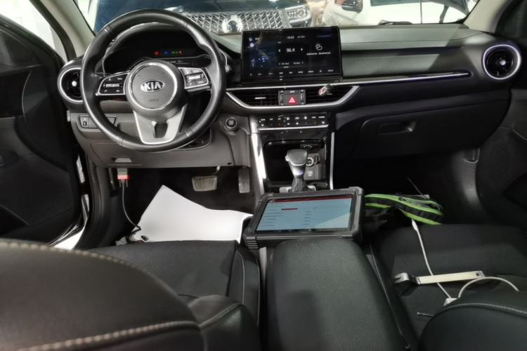 Used Kia K3 2019 1.5L CVT Smart Connectivity Version Center Console