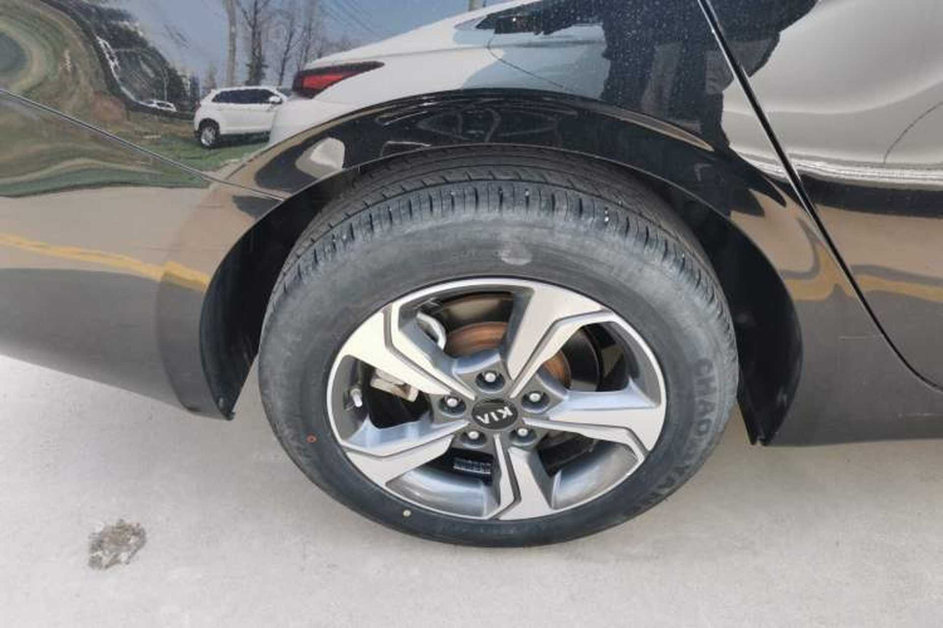 Used Kia K3 2019 1.5L CVT New Sharp Edition Exterior 5