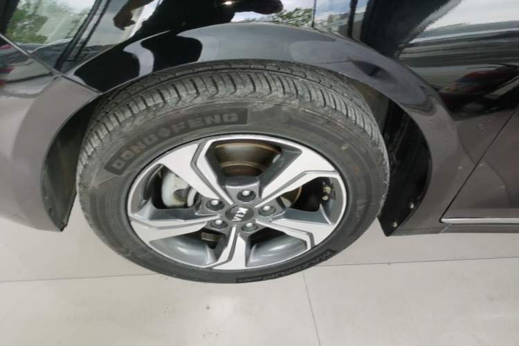 Used Kia K3 2019 1.5L CVT Smart Connectivity Version Left Front Wheel Hub