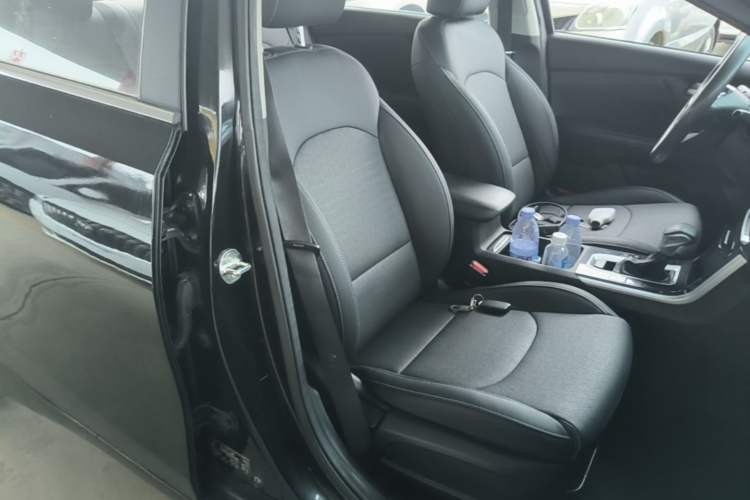Used Kia K3 2019 1.5L CVT New Sharp Edition Right Front Seat