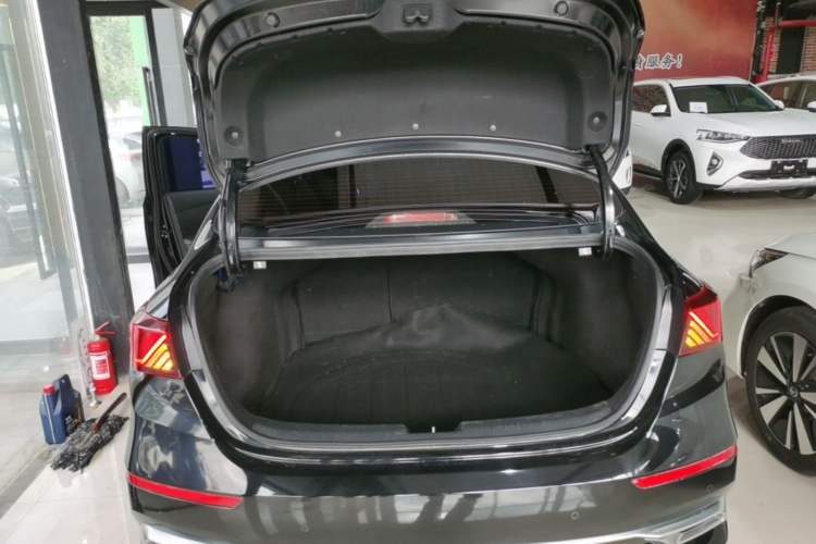 Used Kia K3 2019 1.5L CVT Smart Connectivity Version Trunk