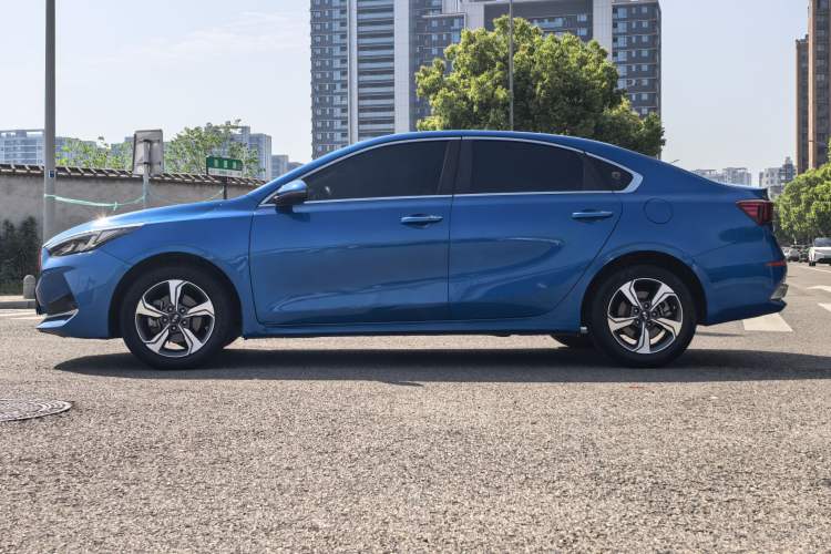 Used Kia K3 2019 1.5L CVT Smart Connectivity Version Exterior 4