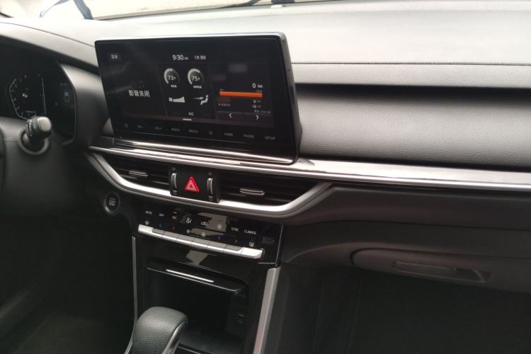 Used Kia K3 2019 1.5L CVT New Sharp Edition Interior 1