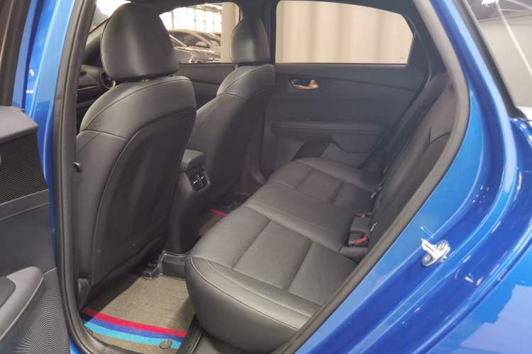 Used Kia K3 2019 1.5L CVT Luxury Edition Interior 2