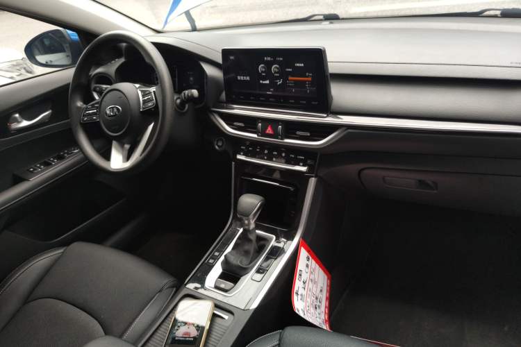 Used Kia K3 2019 1.5L CVT New Sharp Edition Interior 2