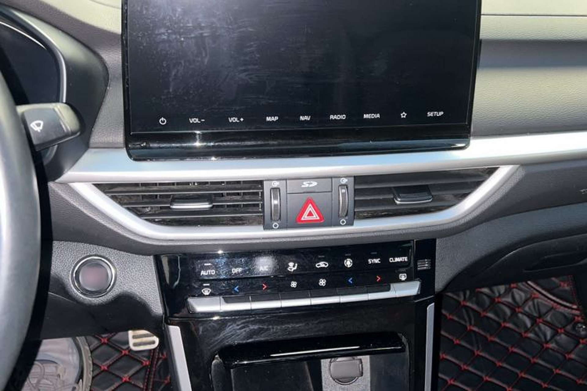Used Kia K3 2019 1.4T DCT GT-Line Smart Enjoyment Sport Edition Interior 4