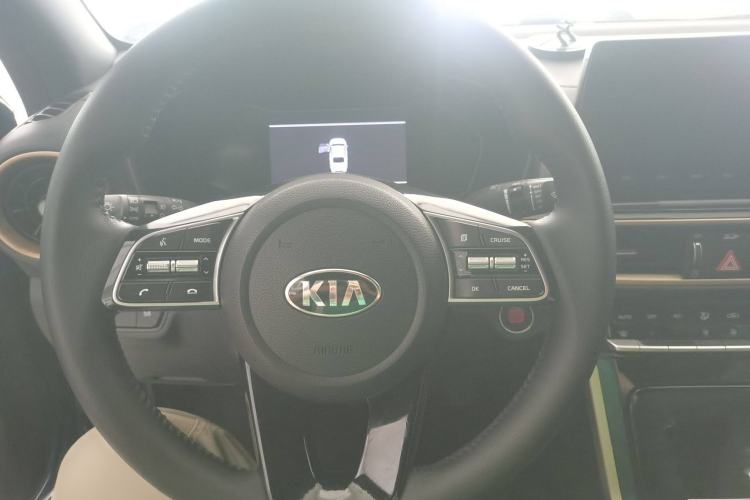 Used Kia K3 2019 1.5L CVT Smart Connectivity Version Interior 4