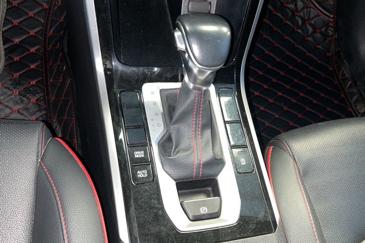 Used Kia K3 2019 1.4T DCT GT-Line Smart Enjoyment Sport Edition Interior 5