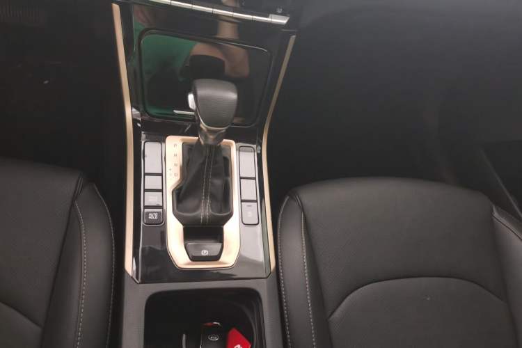 Used Kia K3 2019 1.5L CVT Smart Connectivity Version Interior 6