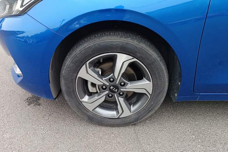Used Kia K3 2019 1.5L CVT New Sharp Edition Left Front Wheel Hub