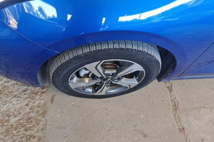 Used Kia K3 2019 1.5L CVT New Sharp Edition Left Front Wheel Hub