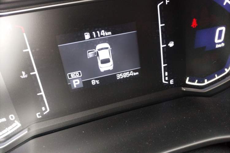 Used Kia K3 2019 1.5L CVT New Sharp Edition Odometer Close Up