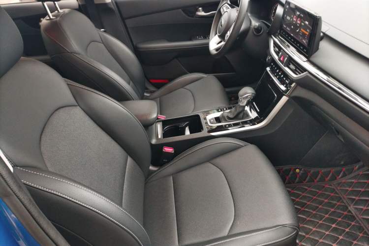 Used Kia K3 2019 1.5L CVT New Sharp Edition Right Front Seat