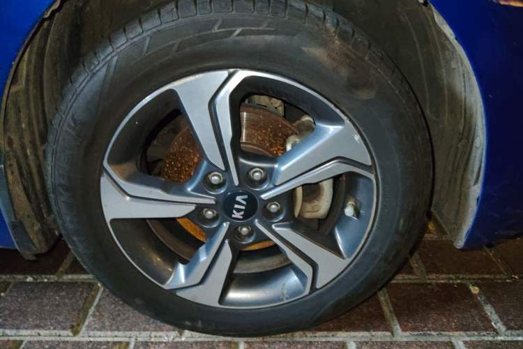 Used Kia K3 2019 1.5L CVT Smart Connectivity Version Right Front Wheel Hub