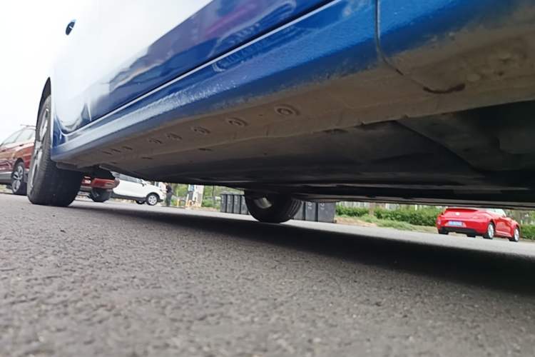 Used Kia K3 2019 1.5L CVT New Sharp Edition Right Side Sill