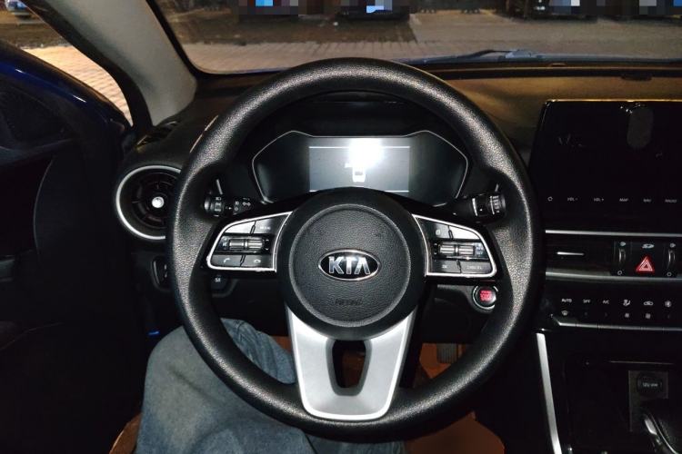 Used Kia K3 2019 1.5L CVT Smart Connectivity Version Steering Wheel
