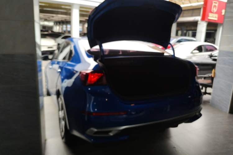 Used Kia K3 2019 1.5L CVT New Sharp Edition Trunk