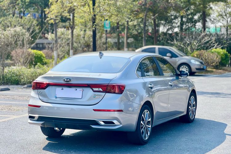 Used Kia K3 2019 1.5L CVT Luxury Edition Rear Right 45 Deg