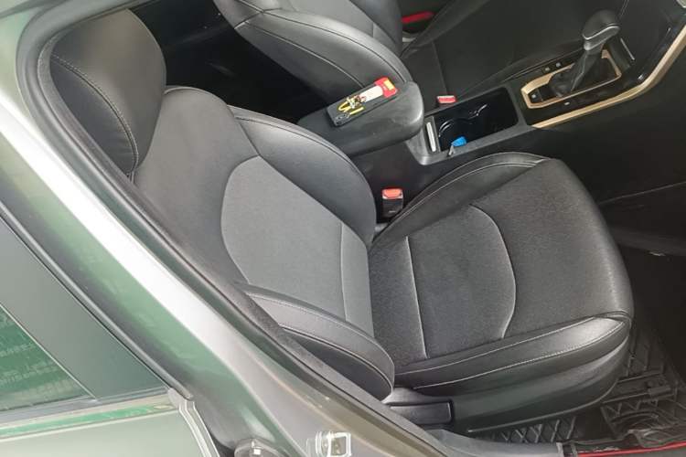 Used Kia K3 2019 1.5L CVT Smart Connectivity Version Right Front Seat