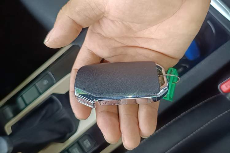 Used Kia K3 2019 1.5L CVT Smart Connectivity Version Vehicle Key