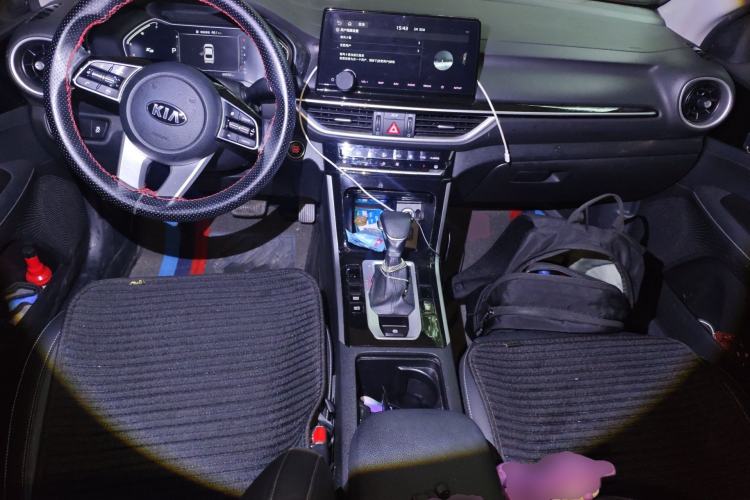 Used Kia K3 2019 1.5L CVT Smart Connectivity Version Center Console