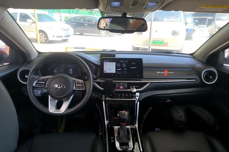 Used Kia K3 2019 1.5L CVT Smart Connectivity Version Center Console