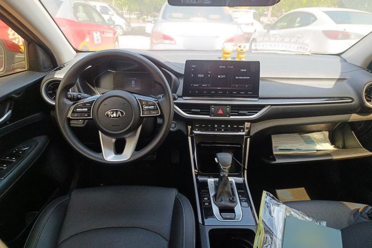Used Kia K3 2019 1.5L CVT New Sharp Edition Center Console