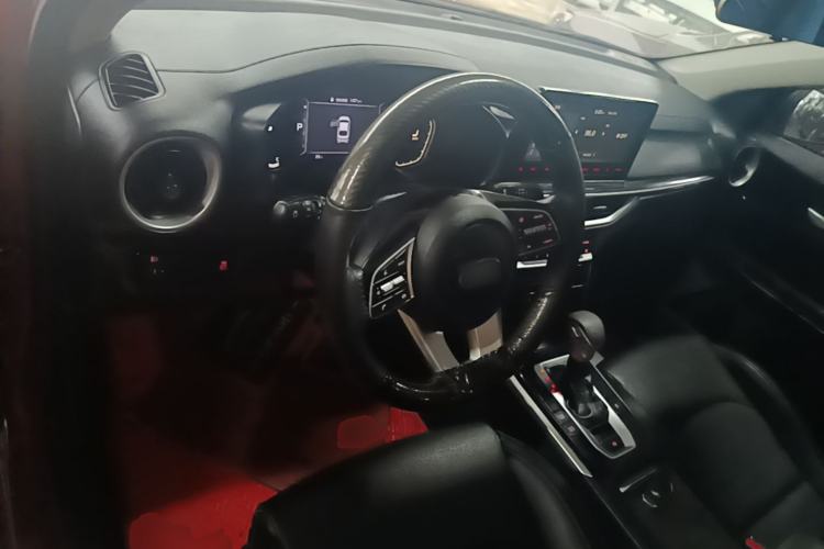 Used Kia K3 2019 1.5L CVT Smart Connectivity Version Center Console