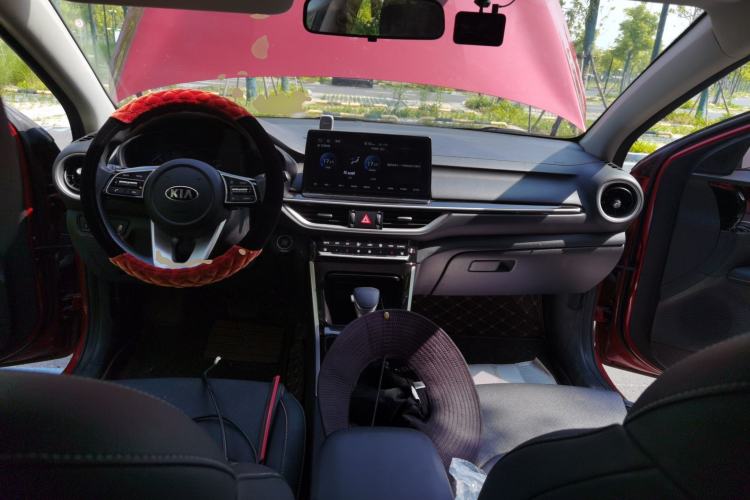 Used Kia K3 2019 1.5L CVT New Sharp Edition Center Console